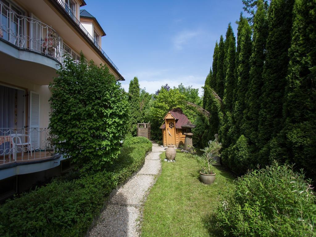 Parkhotel Bad Faulenbach ฟุสเซ่น ภายนอก รูปภาพ