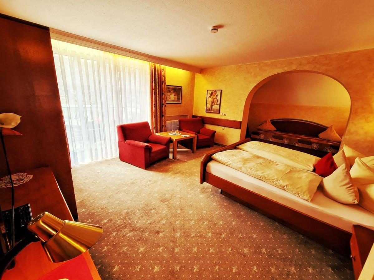 Parkhotel Bad Faulenbach ฟุสเซ่น ภายนอก รูปภาพ