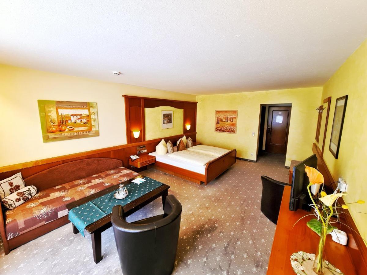 Parkhotel Bad Faulenbach ฟุสเซ่น ภายนอก รูปภาพ
