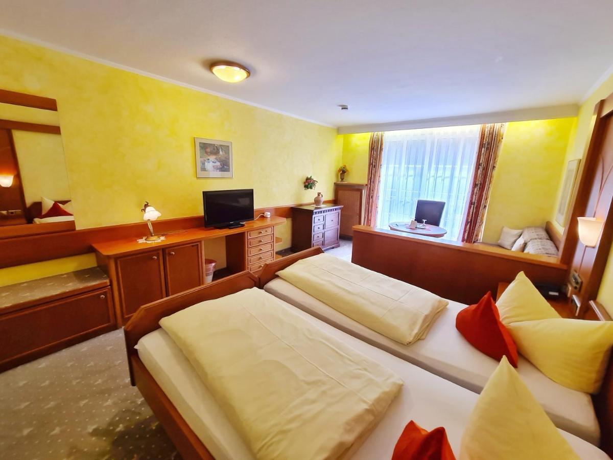 Parkhotel Bad Faulenbach ฟุสเซ่น ภายนอก รูปภาพ