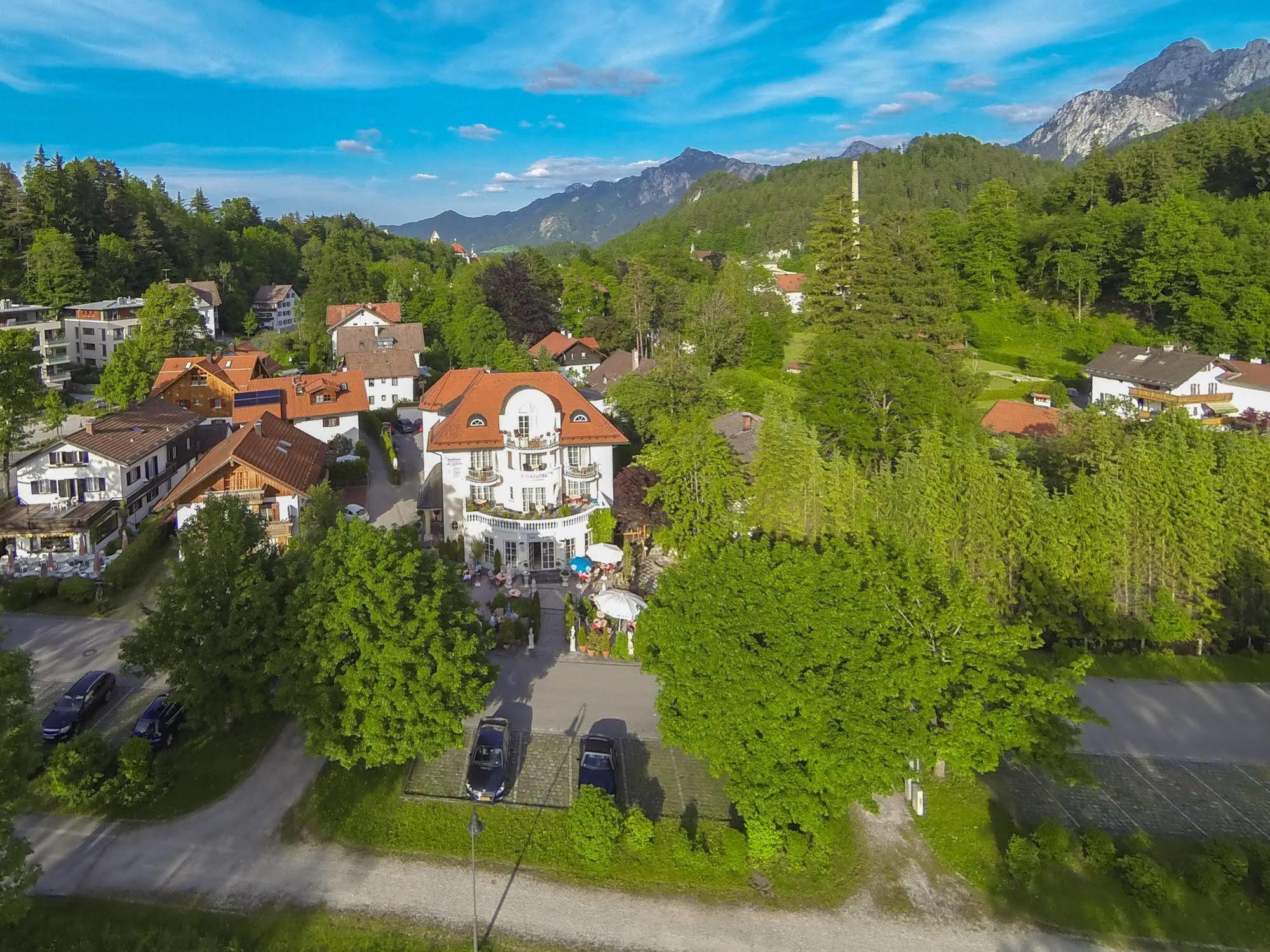 Parkhotel Bad Faulenbach ฟุสเซ่น ภายนอก รูปภาพ